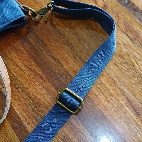 Lee Waxed Canvas Leather Crossbody Purse - Picture 7 of 9